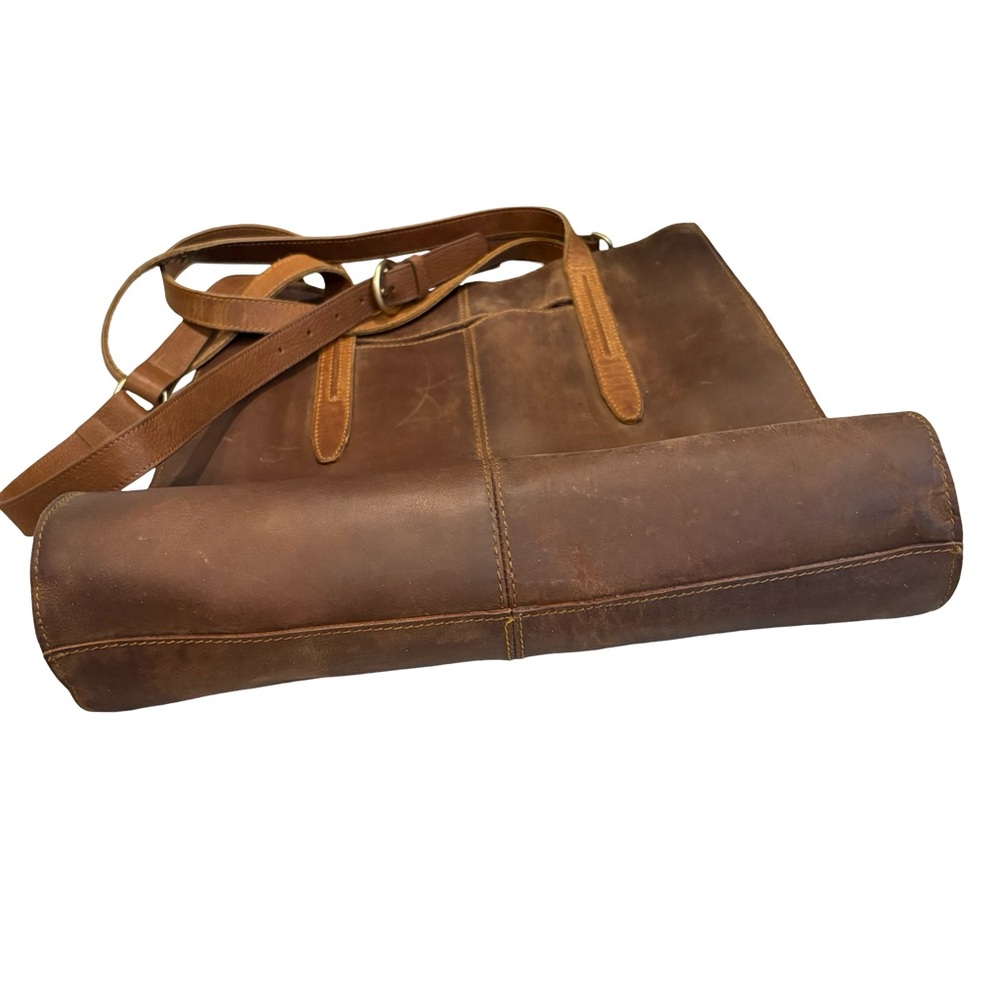 Le Papillon Large Brown Leather Tote - Picture 13 of 16
